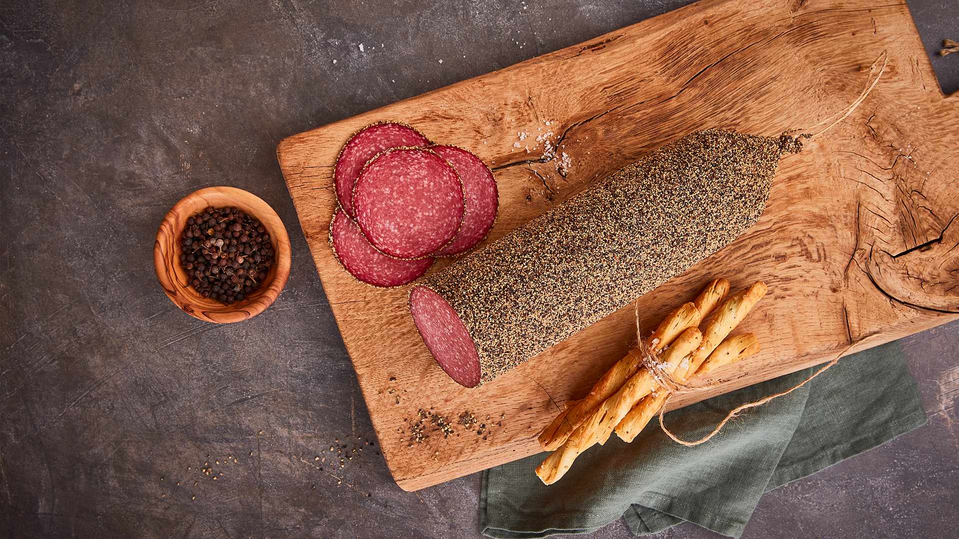 15 Header Reinert Theke Premium-Salami Pfeffermantel 04311 02716