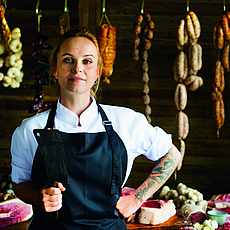 Der Metzger heute? Eine Metzgerin!